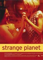 Strange Planet 1999 film scènes de nu