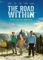 The Road Within (2014) Scènes de Nu
