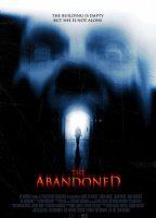 The Abandonned (2015) Scènes de Nu
