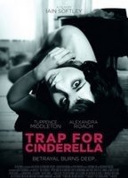 Trap for Cinderella (2013) Scènes de Nu