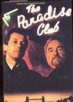 The Paradise Club scènes de nu