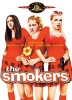 The Smokers (2000) Scènes de Nu