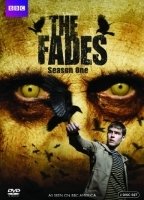 The Fades (2010) Scènes de Nu