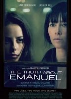 La vérité sur Emanuel (2013) Scènes de Nu