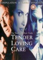 Tender Loving Care (1997) Scènes de Nu