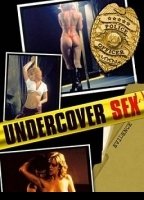 Undercover Sex (2003) Scènes de Nu