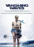 Vanishing Waves 2013 film scènes de nu