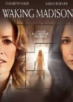 Waking Madisson (2010) Scènes de Nu
