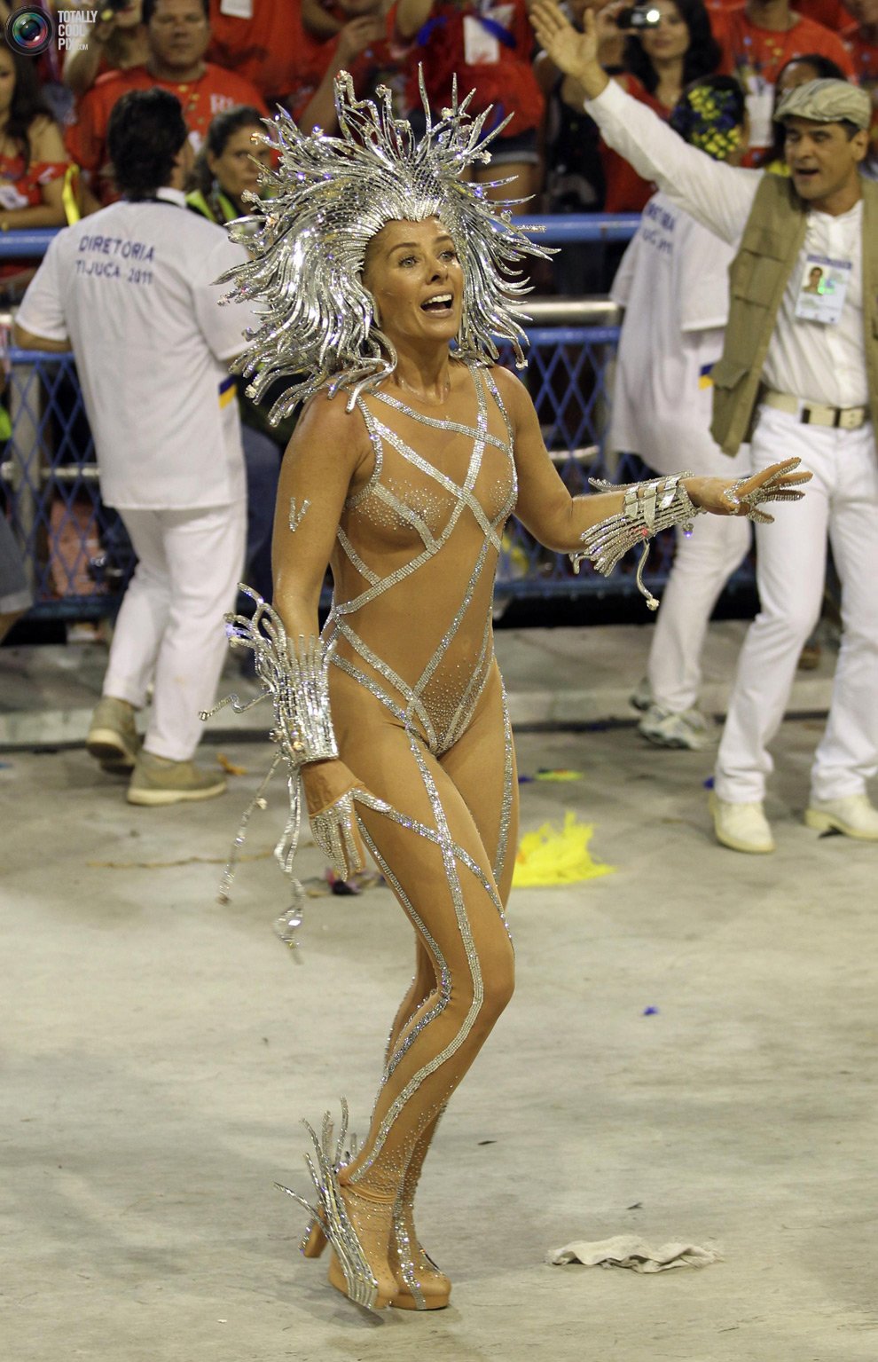 Adriane Galisteu Nue Dans Carnaval Brazil