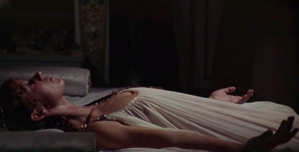 Helen Mirren Nue Dans Caligula 4543