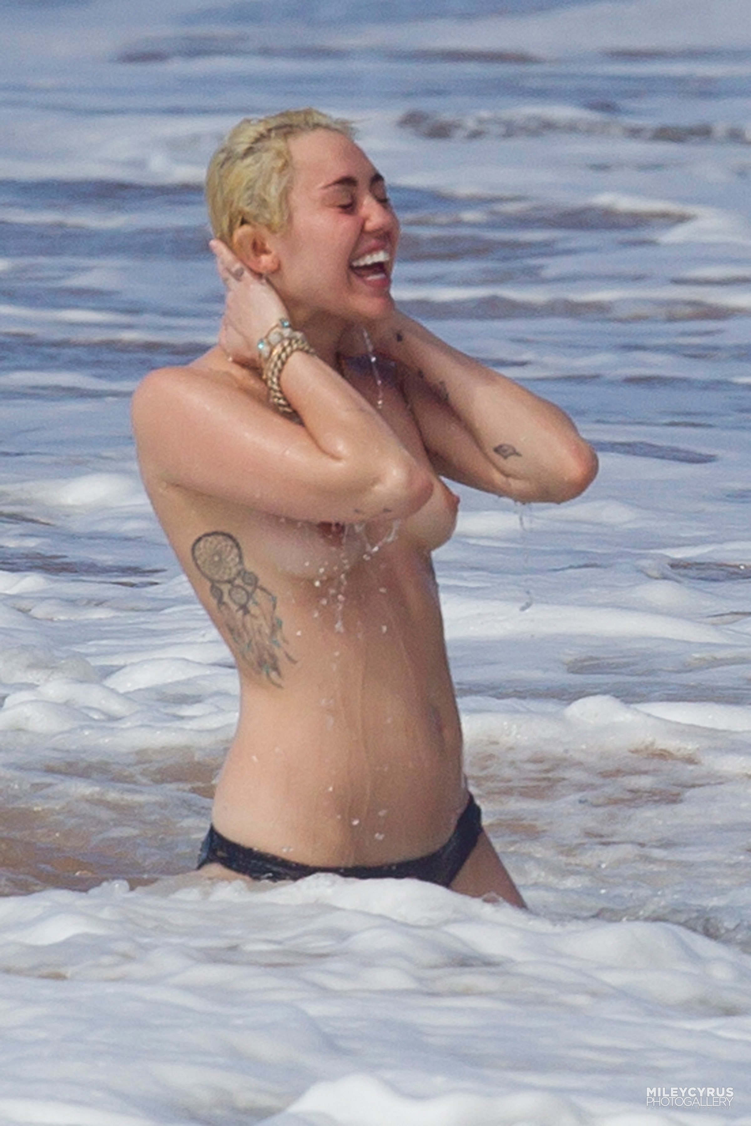 Nackt Miley Cyrus
