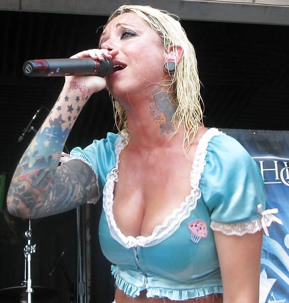 Naked Maria Brink Added 07 19 2016 By Melbadel