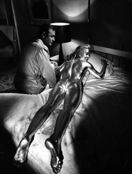 Shirley Eaton Nue Dans Goldfinger