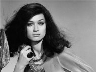 Valerie Leon Nue Dans Blood From The Mummy S Tomb