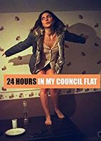 24 Hours in My Council Flat (2017) Scènes de Nu