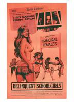 Delinquent School Girls (1975) Scènes de Nu