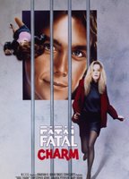 Fatal Charm (1992) Scènes de Nu