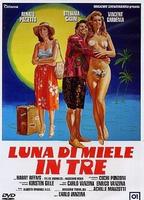 Luna di miele in tre (1976) Scènes de Nu