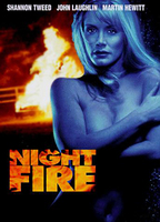 Night Fire (1994) Scènes de Nu