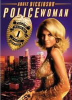 Police Woman 1974 - 1978 film scènes de nu