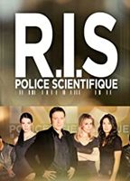 R.I.S. Police Scientifique scènes de nu