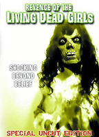 Revenge of the Living Dead Girls scènes de nu