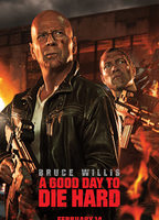 Die Hard: Belle journée pour mourir (2013) Scènes de Nu