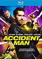 Accident Man 2018 film scènes de nu