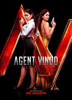 Agent Vinod (2012) Scènes de Nu