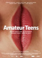 Amateur Teens (2015) Scènes de Nu