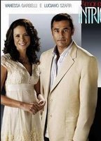 Amor e Intrigas (2007-2008) Scènes de Nu