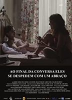 Ao Final Da Conversa, Eles Se Despedem Com Um Abraço 2017 film scènes de nu