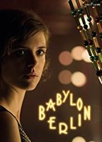 Babylon Berlin 2017 - 2020 film scènes de nu