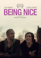 Being Nice (2014) Scènes de Nu