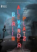 Berlin Alexanderplatz  2020 film scènes de nu