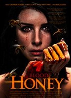 Blood Honey (2017) Scènes de Nu