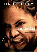 Bruised (2020) Scènes de Nu