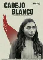 Cadejo Blanco 2021 film scènes de nu