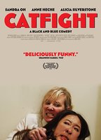 Catfight  (2016) Scènes de Nu