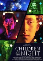 Children Of The Night (2016) Scènes de Nu