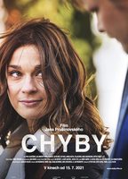 Chyby (2021) Scènes de Nu