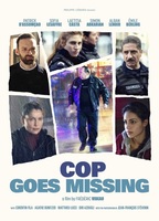Cop Goes Missing 2021 film scènes de nu