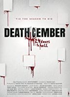 Deathcember (2019) Scènes de Nu