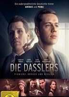 Die Dasslers (2017) Scènes de Nu