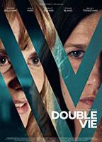  Double vie  (2019-présent) Scènes de Nu