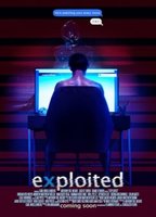 Exploited (2022) Scènes de Nu
