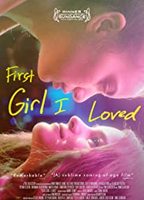 First Girl I Loved (2016) Scènes de Nu