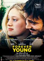 Forever Young (IV) 2022 film scènes de nu
