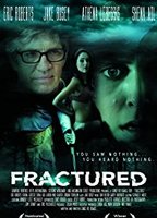 Fractured (2015) Scènes de Nu