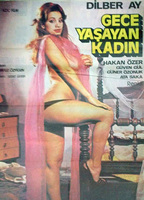 Gece Yasayan Kadin (1979) Scènes de Nu